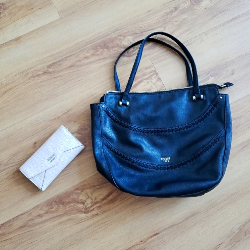 Guess purse and wallet